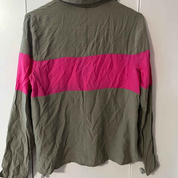 S Green & Pink Button-Down Collared Shirt - Picture 8 of 13